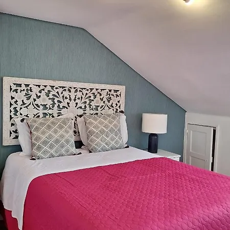 Διαμέρισμα Flores *